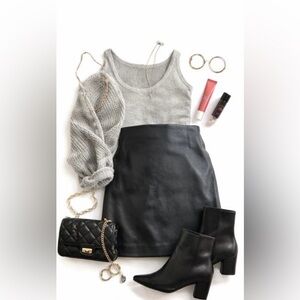 H&M Black Pencil Skirt